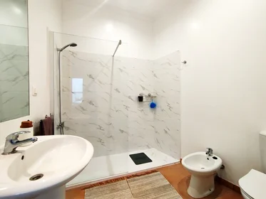Private room at Rua do Aljube , image 9 of 16