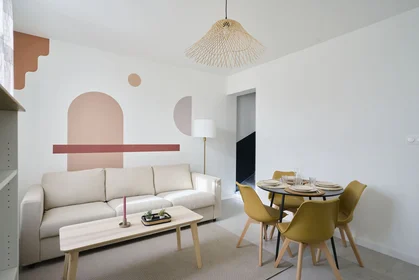 Privatzimmer in der 9 Impasse Miroux, bild 1 von 30