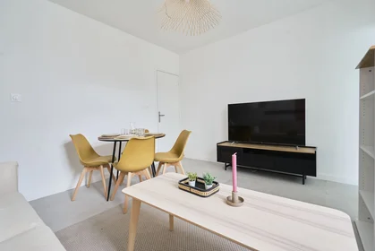 Privatzimmer in der 9 Impasse Miroux, bild 5 von 30