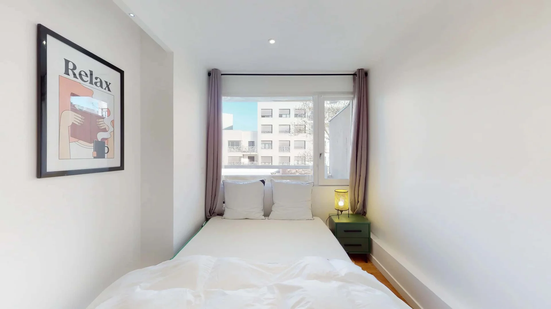 Habitación para estudiantes en  con modernas comodidades