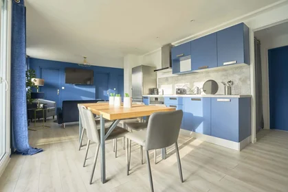私人房间 在 1 Rue Lagrive, 51100 Reims, France, 18的图像15
