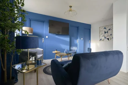 私人房间 在 1 Rue Lagrive, 51100 Reims, France, 18的图像8