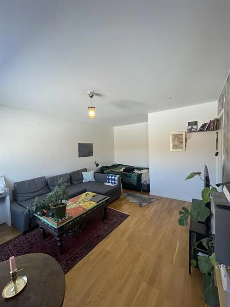Student-friendly room in  with modern amenities