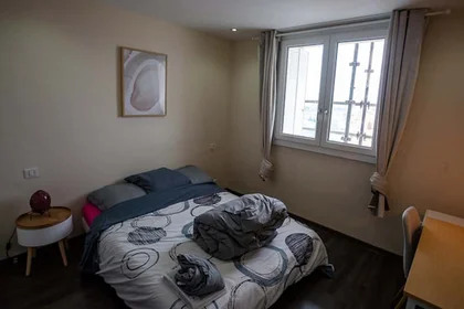 Habitación privada en 11 Rue Gabriel Pierné, 57000 Metz, France, imagen 1 de 10