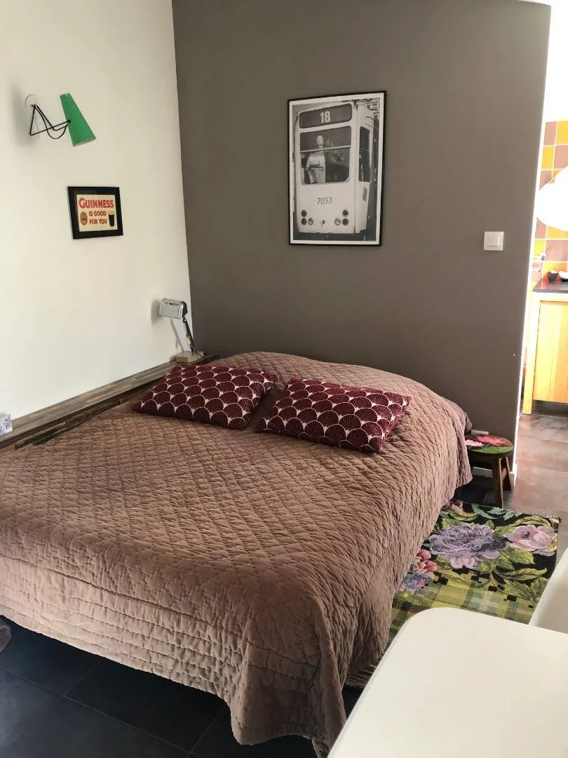 Functional student room perfect for studying in 