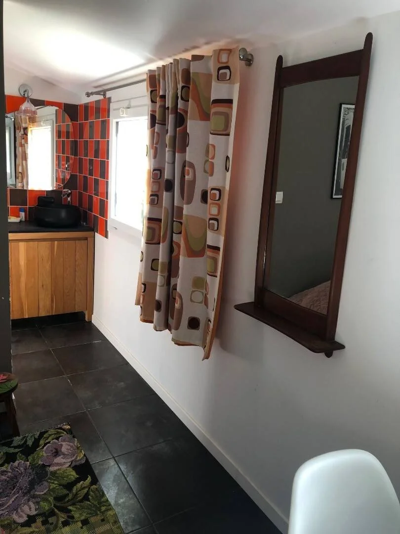 Cozy room for students available in 