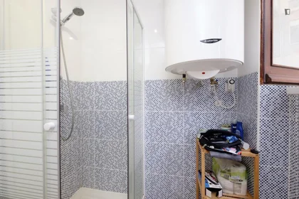 Habitación privada en Rua de Angola, imagen 20 de 26