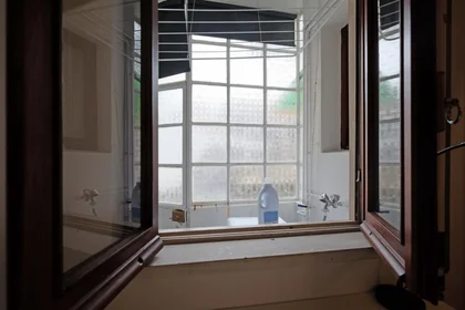 Habitación privada en Rua de Angola, imagen 6 de 26
