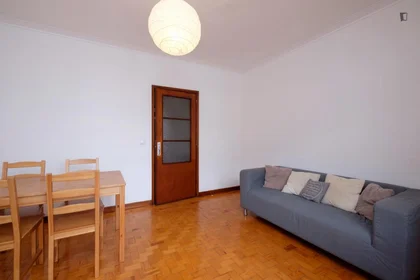 Habitación privada en Rua de Angola, imagen 7 de 26