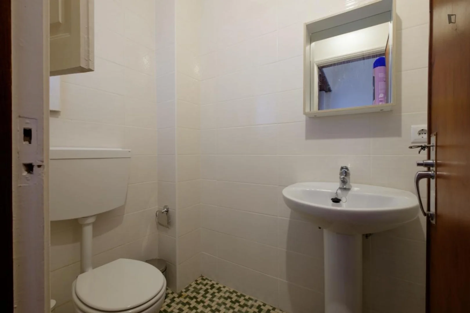 Habitación para estudiantes en  con modernas comodidades