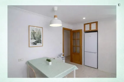 Habitación privada en Carrer del Doctor Vicente Pallarés, imagen 27 de 31