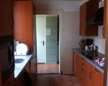 Private room at St Theresiastraat, image 1 of 8