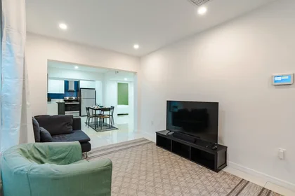 Entire apartment at Southwest 25th Terrace, Coral Way, image 5 of 10