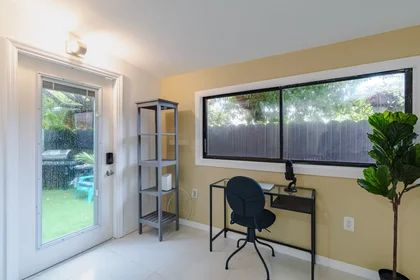 Entire apartment at Southwest 25th Terrace, Coral Way, image 9 of 10
