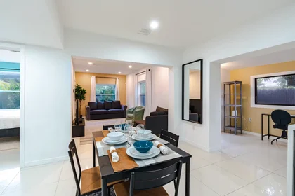 Entire apartment at Southwest 25th Terrace, Coral Way, image 10 of 10