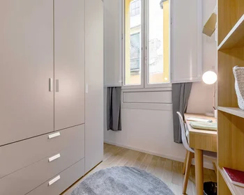 Quarto privado em Via Carlo Pedrotti, imagem 7 de 19