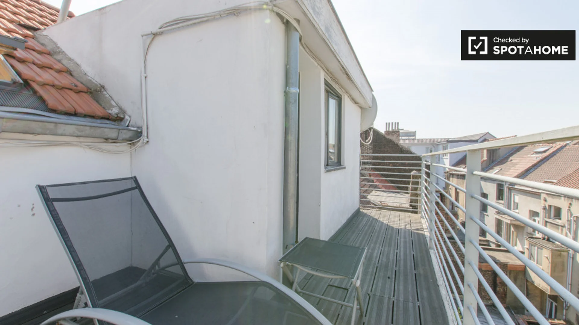 Chambre d'étudiant confortable et spacieuse dans