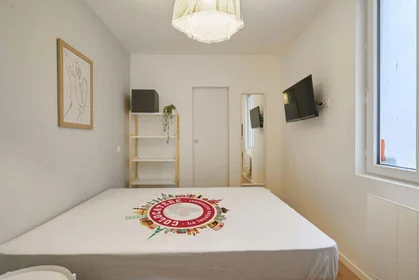 Habitación privada en 9 Rue Martin Munier, 54000 Nancy, France, imagen 3 de 20