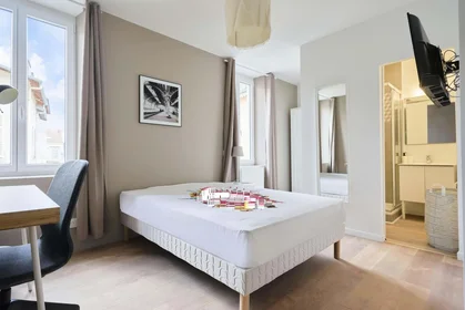 Habitación privada en 9 Rue Martin Munier, 54000 Nancy, France, imagen 2 de 25