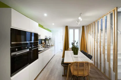 Habitación privada en 9 Rue Martin Munier, 54000 Nancy, France, imagen 18 de 25