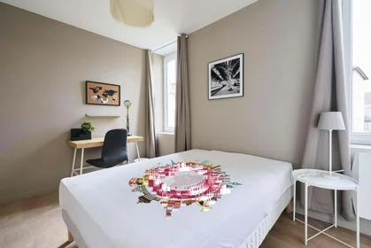 Habitación privada en 9 Rue Martin Munier, 54000 Nancy, France, imagen 4 de 25