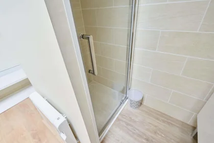 Quarto privado em 53 Rue des Moissons, 51100 Reims, France, imagem 9 de 22