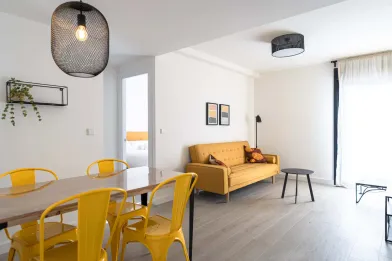 Komplette Wohnung voll möbliert in Saragossa