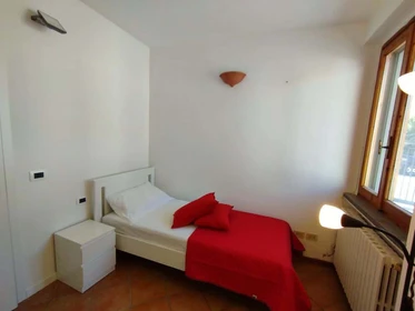 Zimmer mit Doppelbett zu vermieten Firenze