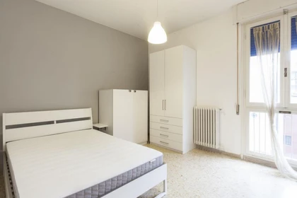 Quarto barato em Firenze