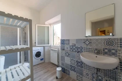 Habitación privada en Via Giotto, 37, 50121 Firenze FI, Italy, imagen 15 de 23