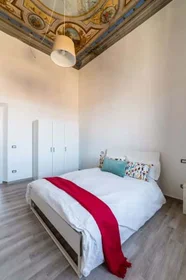 Habitación privada en Via Giotto, 37, 50121 Firenze FI, Italy, imagen 5 de 23