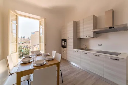 Habitación privada en Via Giotto, 37, 50121 Firenze FI, Italy, imagen 7 de 23