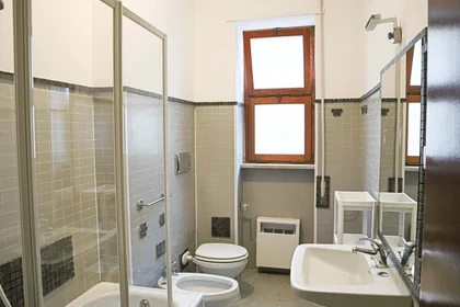 Stanza privata in Via Tigellio, 24, 09123 Cagliari CA, Italy, immagine 12 di 21