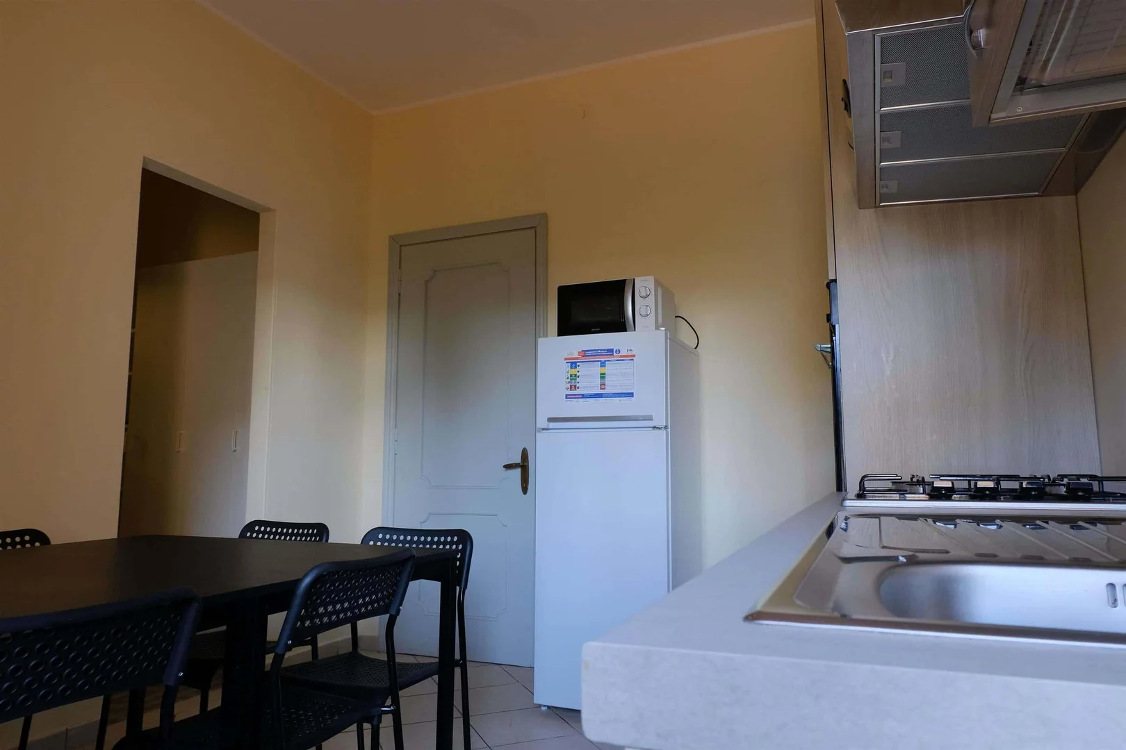 Bright and airy student room with easy university access in