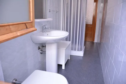 Stanza privata in Via Pola, 26, 09123 Cagliari CA, Italy, immagine 6 di 9
