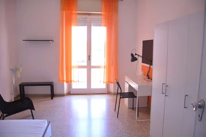 Prywatny pokój Via Ingurtosu, 9, 09121 Cagliari CA, Italy, obraz 3 9