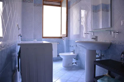 Stanza privata in Via Pola, 26, 09123 Cagliari CA, Italy, immagine 7 di 9