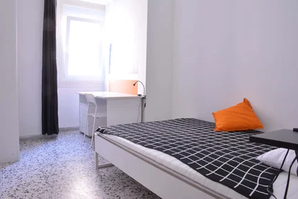 Stanza privata in Via dei Giudicati, 1, 09131 Cagliari CA, Italy, immagine 1 di 9