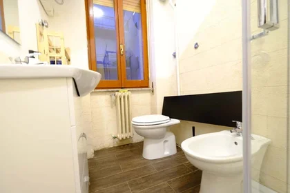 Quarto privado em Via Torino, 8, 07100 Sassari SS, Italy, imagem 25 de 29