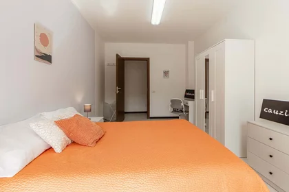 Quarto privado em Via Michele Coppino, snc, 07100 Sassari SS, Italia, imagem 4 de 14