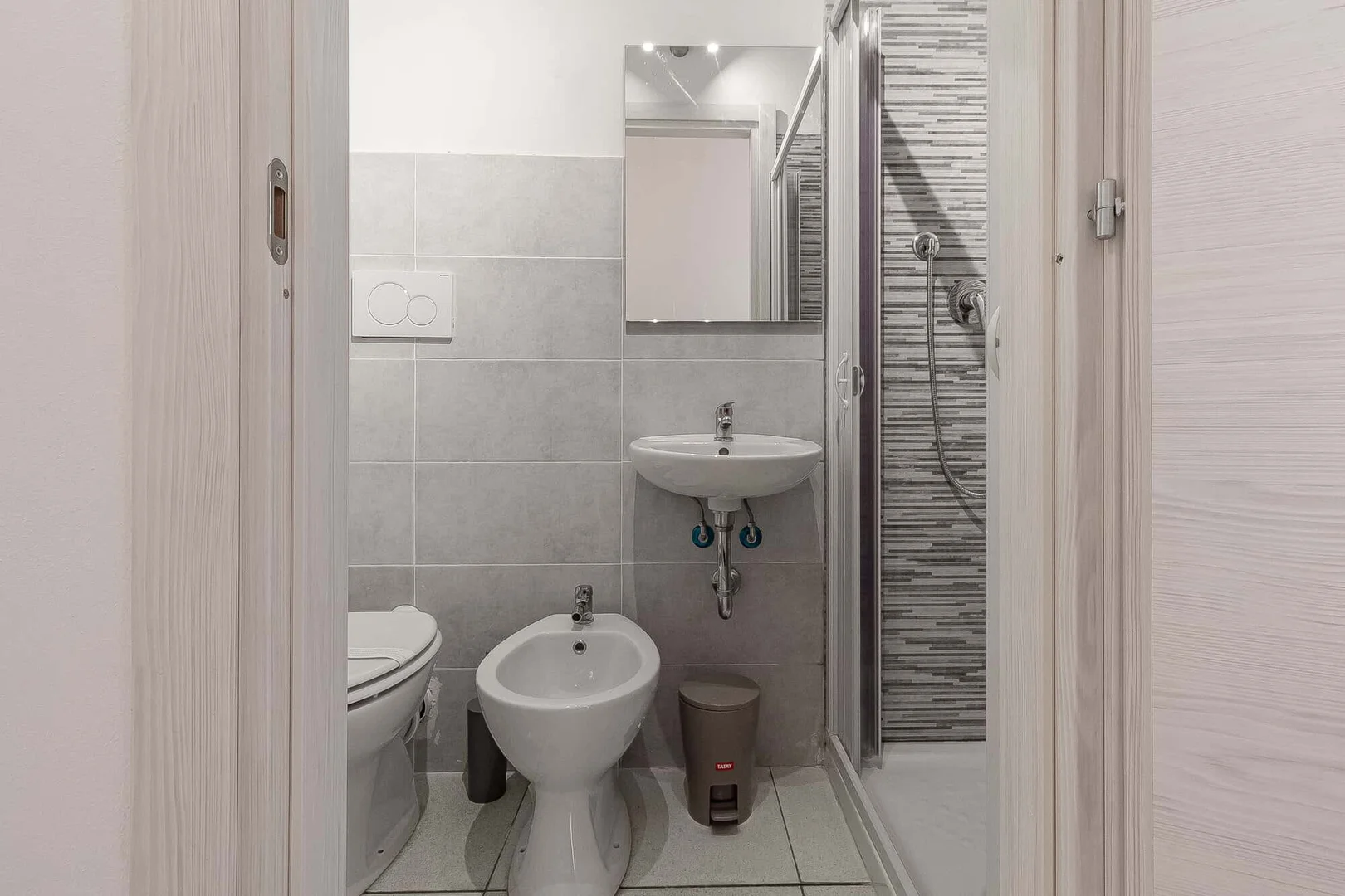 Quarto acolhedor para estudantes disponível em 