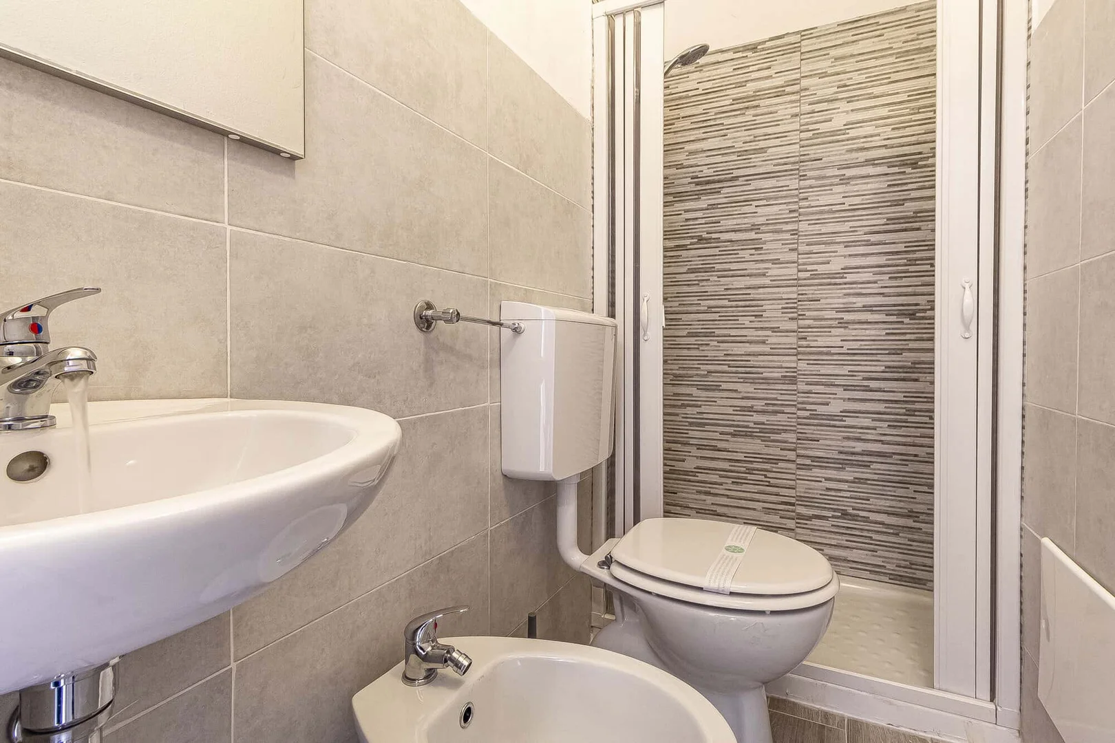 Quarto acolhedor para estudantes disponível em 