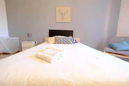 Quarto privado em Via Torino, 8, 07100 Sassari SS, Italy, imagem 3 de 29