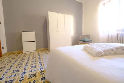 Quarto privado em Via Torino, 8, 07100 Sassari SS, Italy, imagem 2 de 27