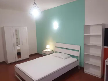 Stanza privata in Piazza Giuseppe Toniolo, 5, 56125 Pisa PI, Italy, immagine 2 di 21