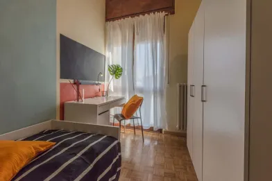 Chambre à louer avec lit double Pisa