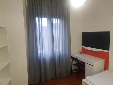 Stanza privata in Piazza Giuseppe Toniolo, 5, 56125 Pisa PI, Italy, immagine 2 di 20