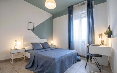 Chambre à louer dans un appartement en colocation à {area}