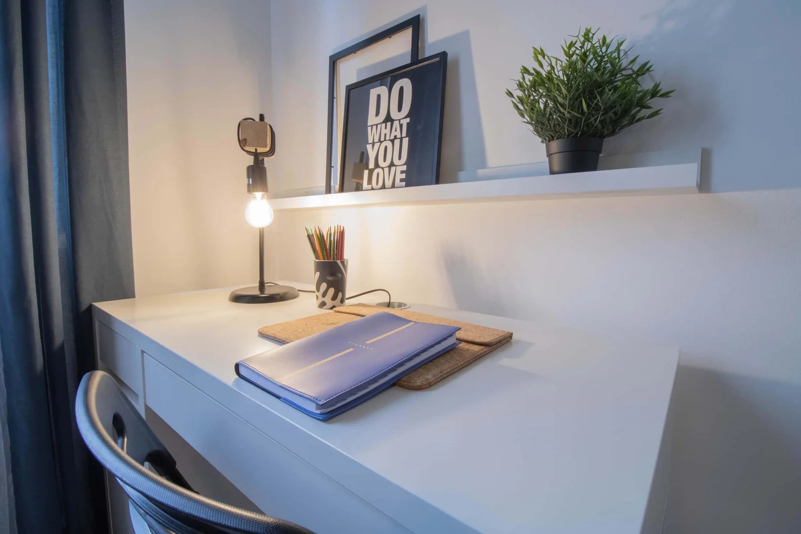 Chambre d'étudiant économique avec emplacement pratique dans 