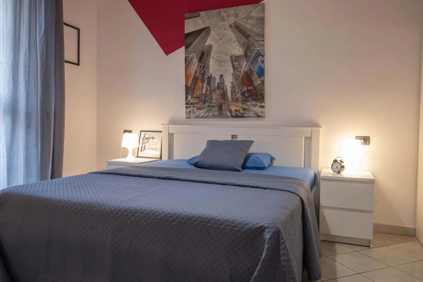 Funktionelles Studentenzimmer perfekt zum Studieren in 